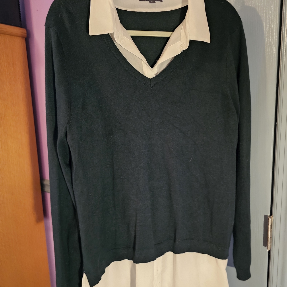 Adrianna Papell Black V-Neck Sweater
